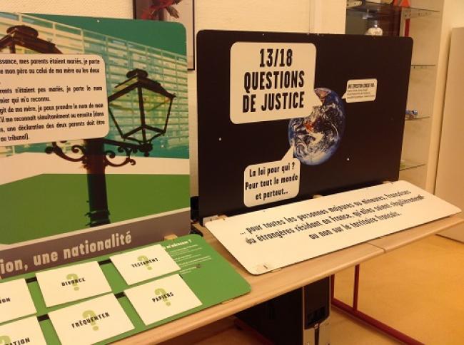 Visuel : Exposition  13/18  Questions de Justice 